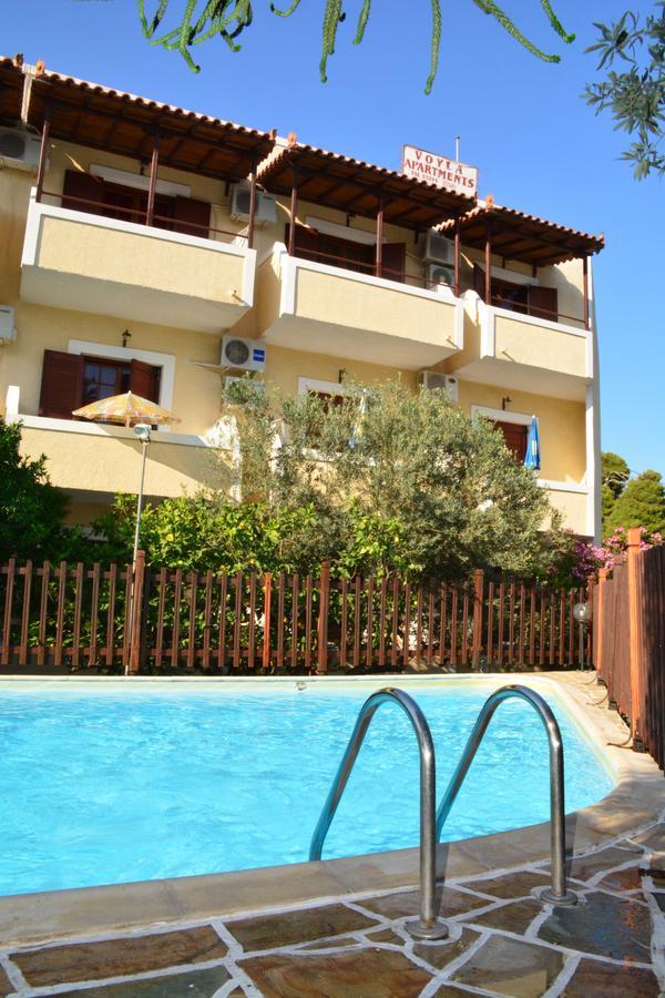 Voula Apartments Agia Marina  Exterior photo