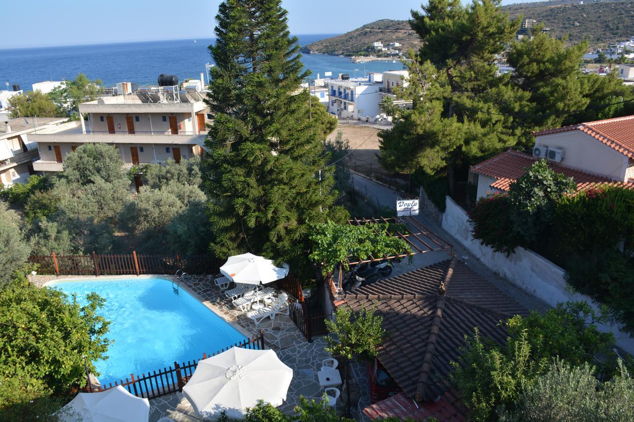 Voula Apartments Agia Marina  Exterior photo