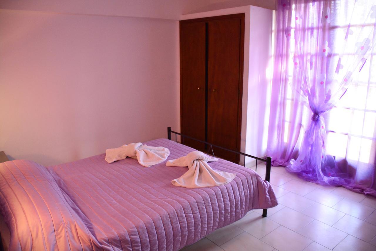 Voula Apartments Agia Marina  Exterior photo